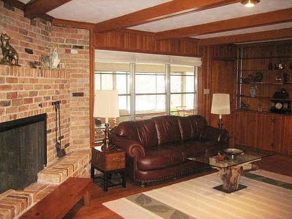 5th image of 6122 Preston Haven Dr