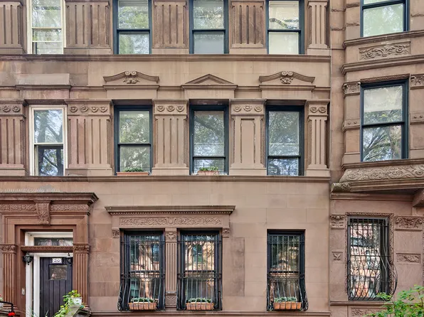 32 West 95th Street image 1 of 10