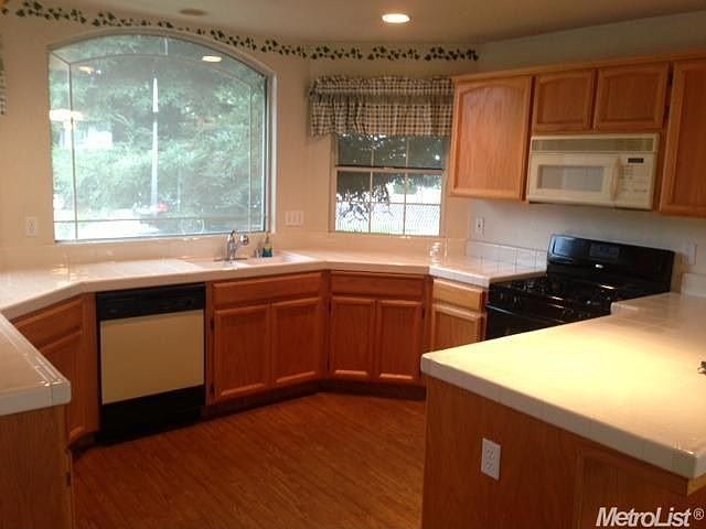 2nd image of 764 Rainer Way