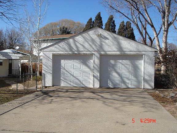5th image of 1043 Alexander Cir
