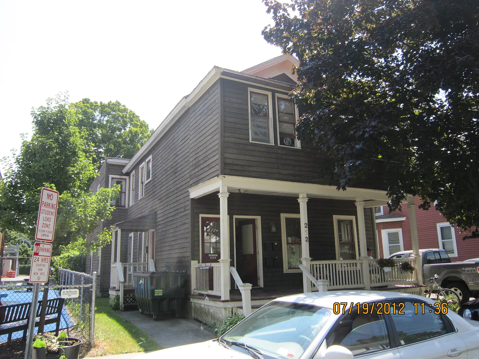 212 Regent St — Photo 1