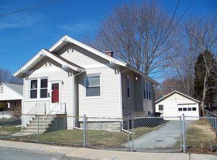45 Ann St, New London, CT 06320
