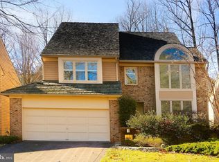 1402 Belcastle Ct, Reston, VA 20194