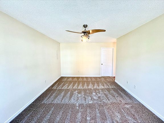 4th image of 6207 Beaufont Hills Ct