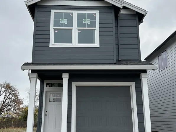 406 E London Way, Newberg, OR 97132