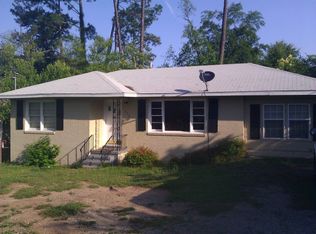 1517 Cambridge Dr, Macon, GA 31206