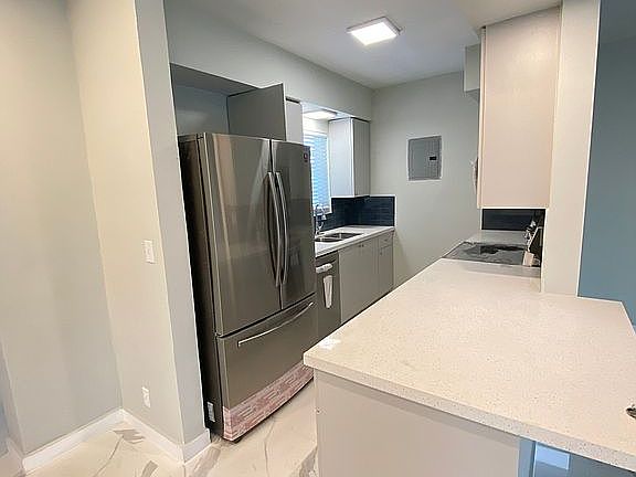 4th image of 3441 Jackson Blvd