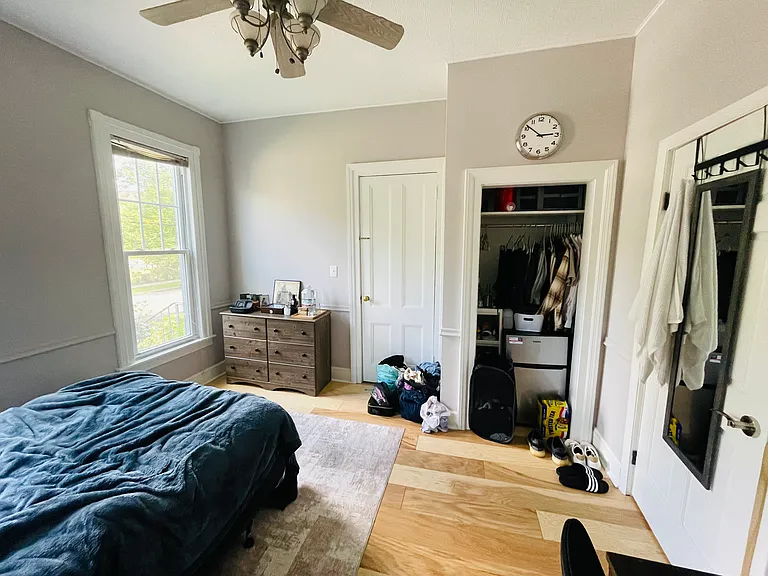 27 Oak St — Photo 12