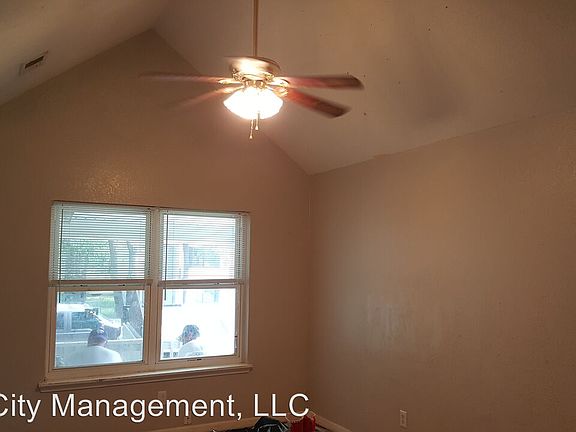 4th image of 7030 Bellefontaine Ave