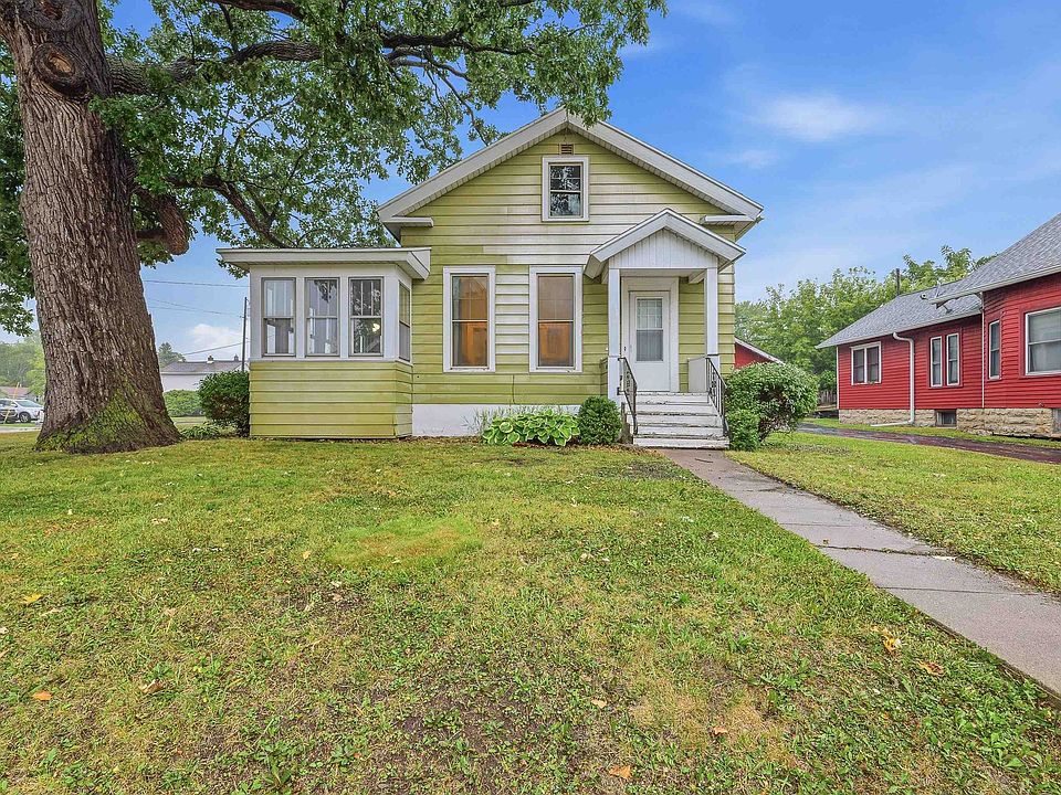 1st image of 4 Prospect Ave