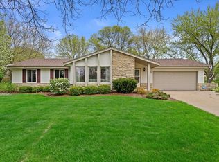 W171N10522 Harvest Ln, Germantown, WI 53022