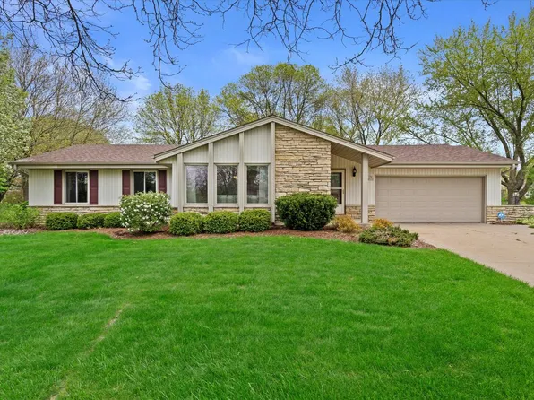 W171N10522 Harvest LANE, Germantown, WI 53022