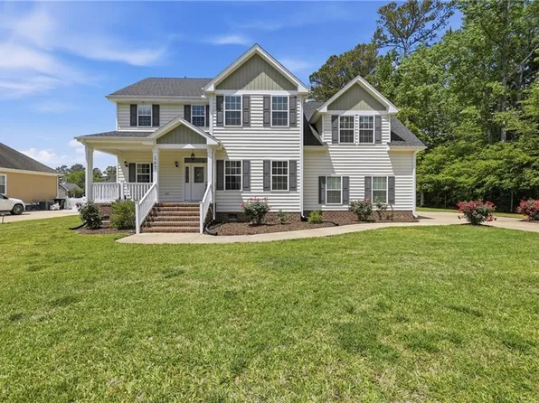 107 Golf Club Dr, Elizabeth City, NC 27909