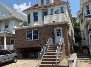 17 E 40th St, Bayonne, NJ 07002