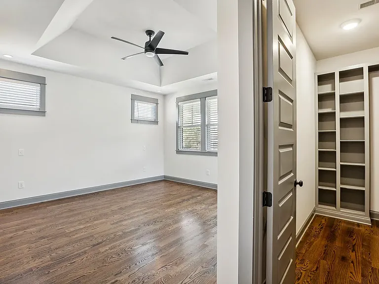 717 Stockell St — Photo 12