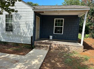 305 Leonford St, Lexington, NC 27292