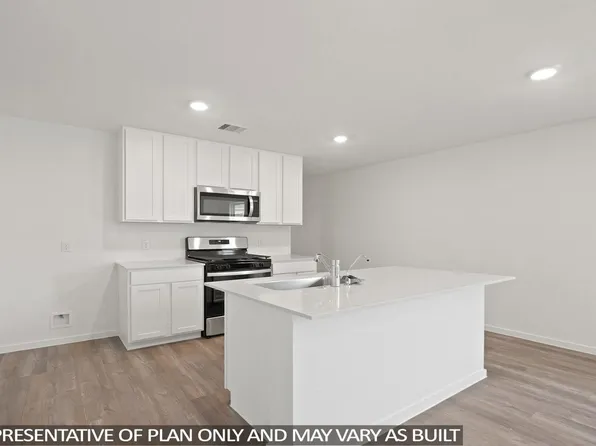 11699 Ruffian Dr, Willis, TX 77318