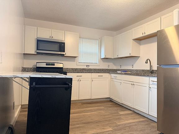 2nd image of 226 State St #1