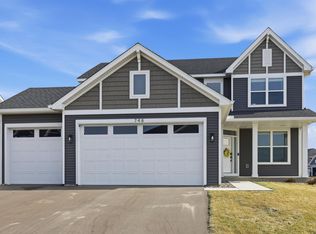 748 Longmeadow Ln, Waconia, MN 55387
