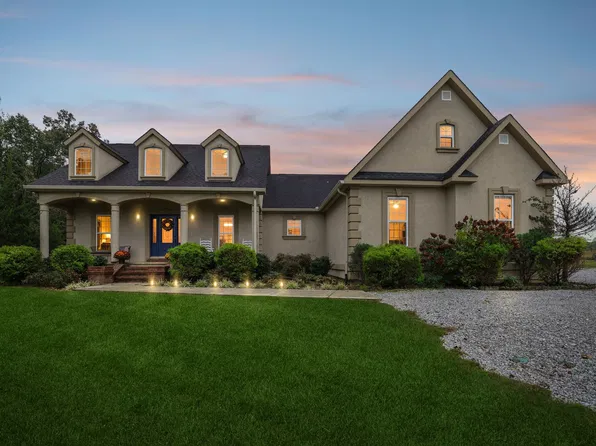 205 Lbl Dr, McMinnville, TN 37110