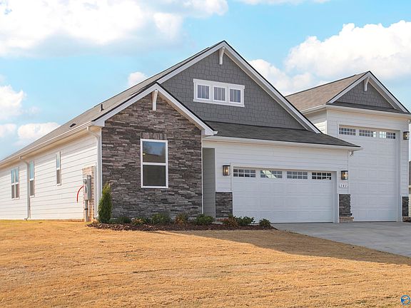 3rd image of 141 Jude Ln