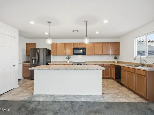 12568 W MIDWAY Avenue, Glendale, AZ 85307