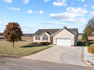 119 W Edinburgh Ct, Statesville, NC 28625