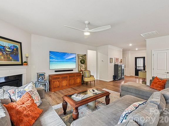 5th image of 1328 Dali Blvd