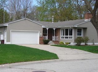 311 19th St W, Clear Lake, IA 50428
