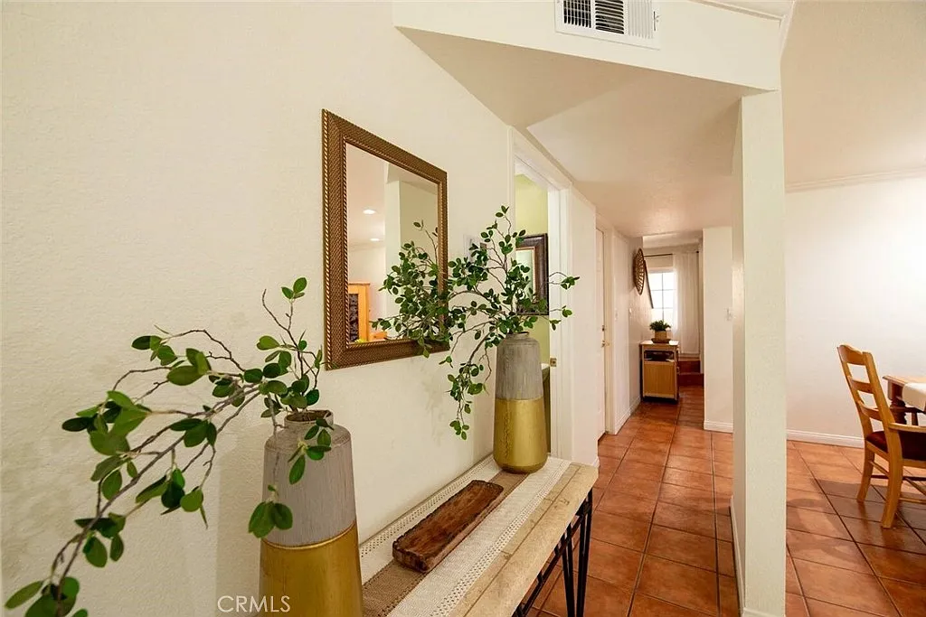 2 bed, 1303 sqft, $3,500 — Photo 4