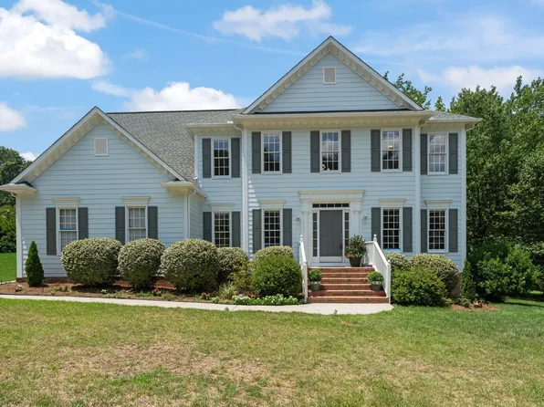 310 Riggsbee Farm Dr, Cary, NC 27519