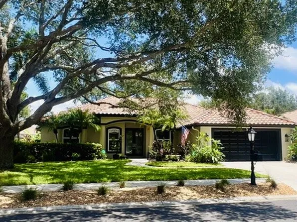 5541 Eastwind Dr, Sarasota, FL 34233
