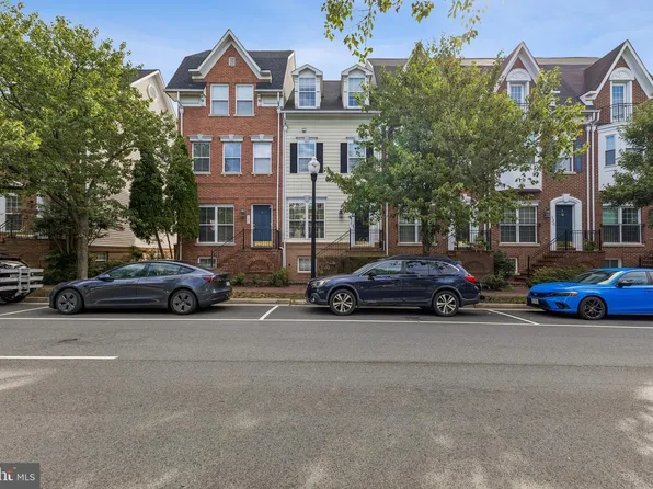126 Cameron Station Blvd, Alexandria, VA 22304