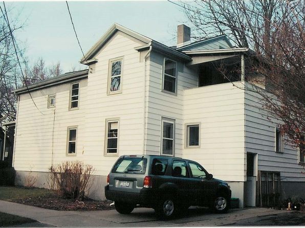 209 W Clinton St