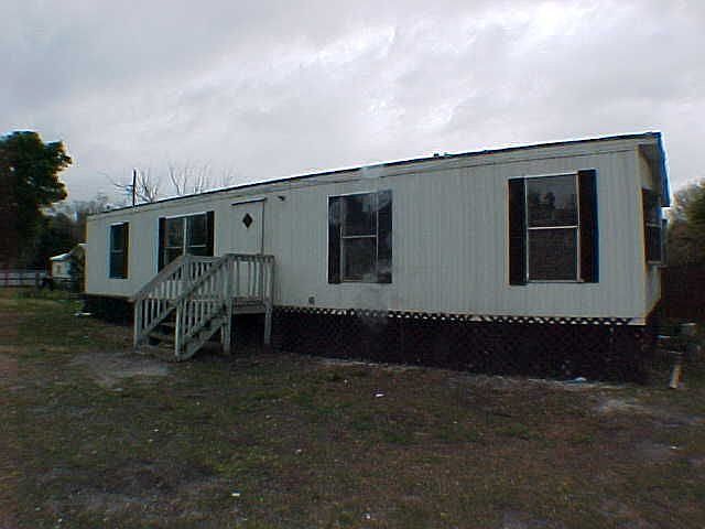 1st image of 1877 SE 1st Ave