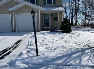 1650 Matthew Dr, York, PA 17404