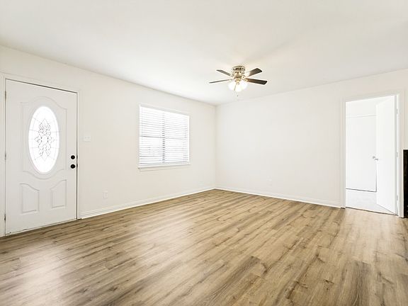 5th image of 103 Southmanor Ct