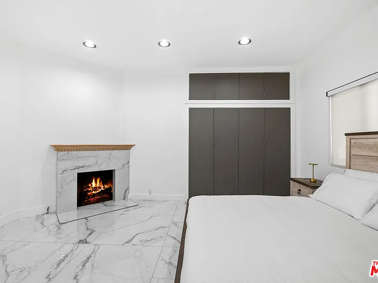 1750 N Beverly Glen Blvd — Photo 27