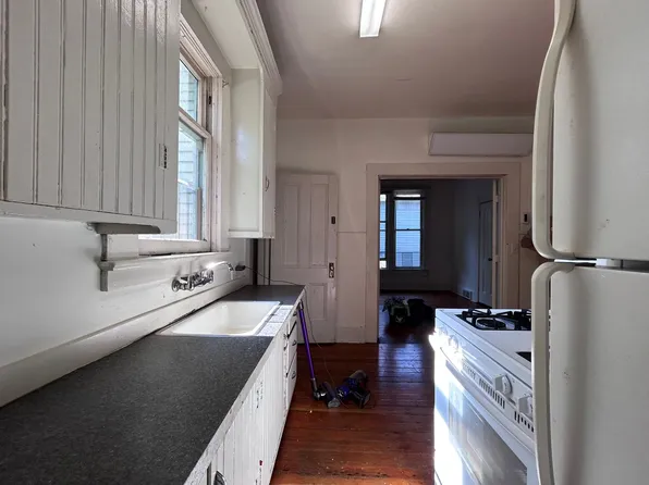 920 N Garden St APT 2, Bellingham, WA 98225