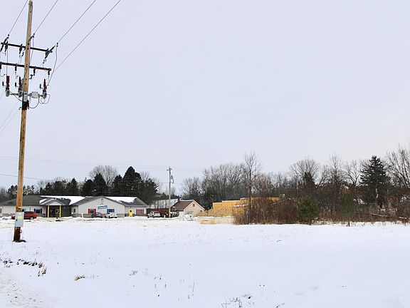 2nd image of 6086 County Rd S