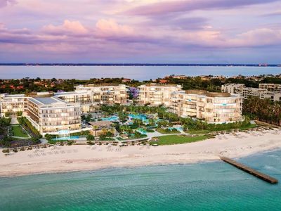1561 Gulf Of Mexico Dr #402, Longboat Key, FL, 34228