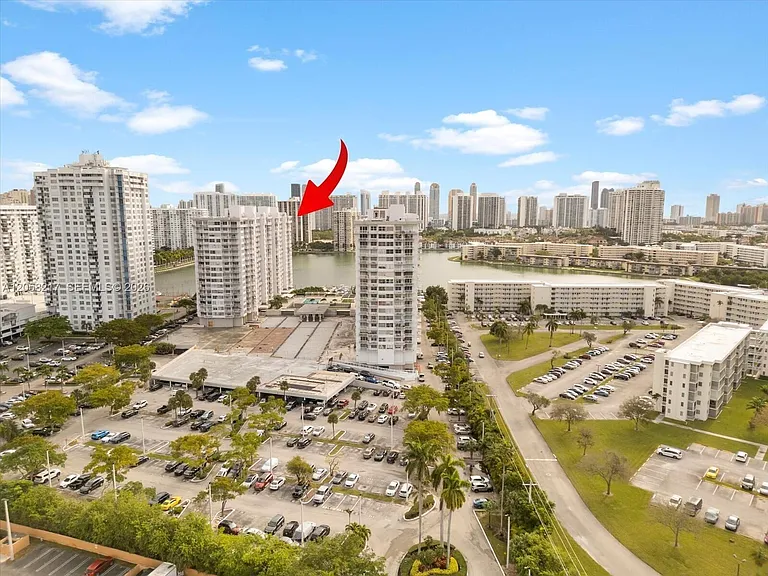 18071 Biscayne Blvd #1401 — Photo 39