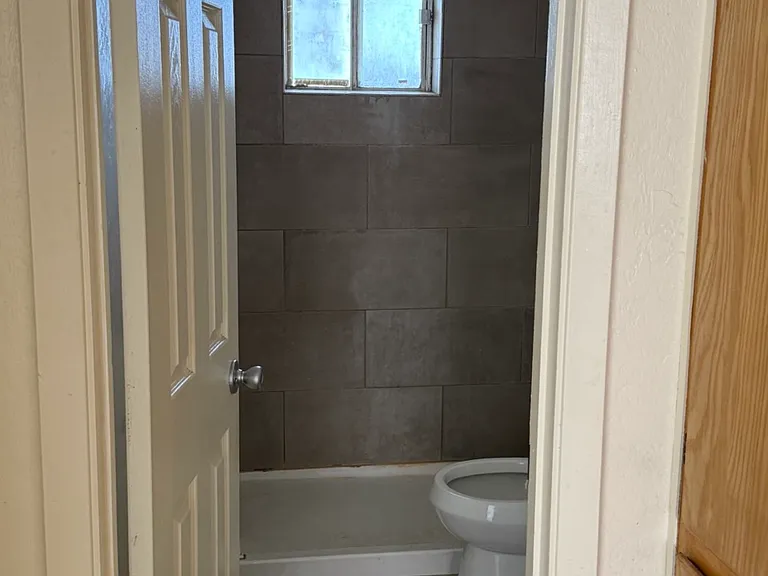 2024 S Mill Ave #1 — Photo 11