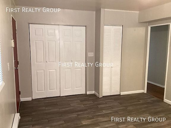 3rd image of 4565 Gardendale Ave