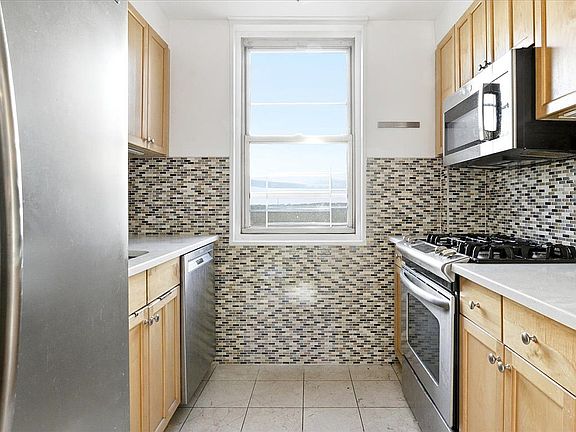 3rd image of 118-17 Union Tpke APT 16G
