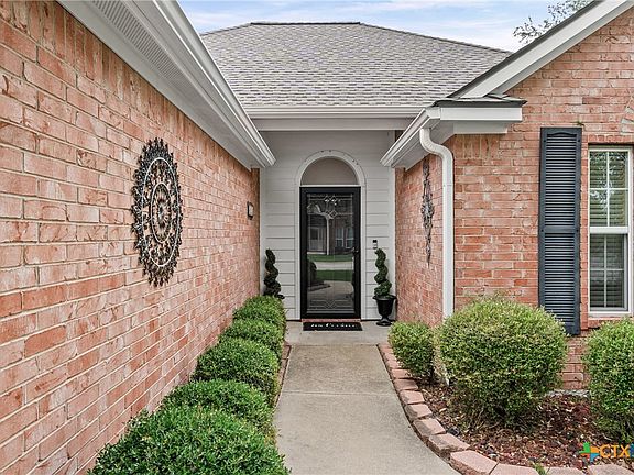 4th image of 5811 Ellington Ct