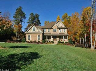 8202 Brittains Fld, Oak Ridge, NC 27310