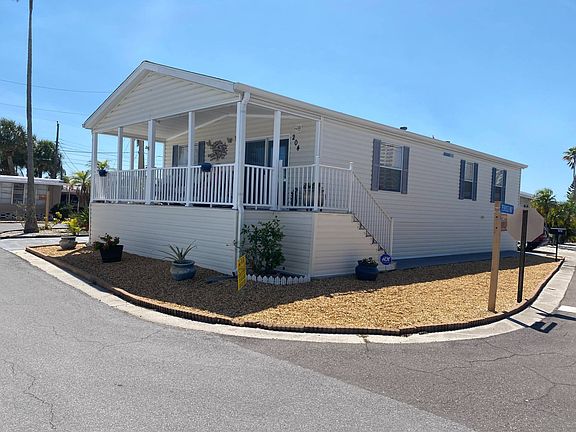 2nd image of 1375 Pasadena Ave S #204
