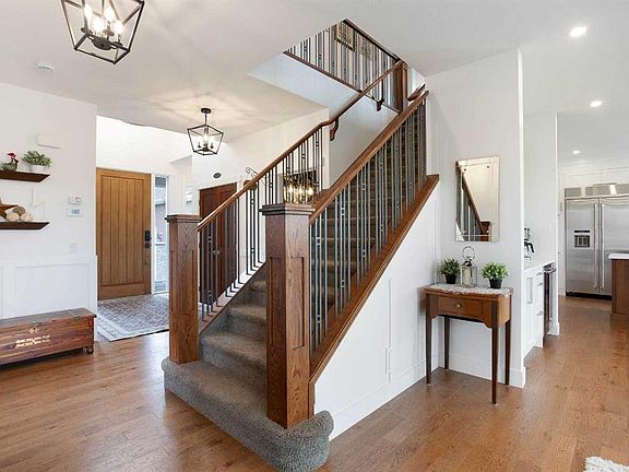 5th image of 286077 NE 50th St E
