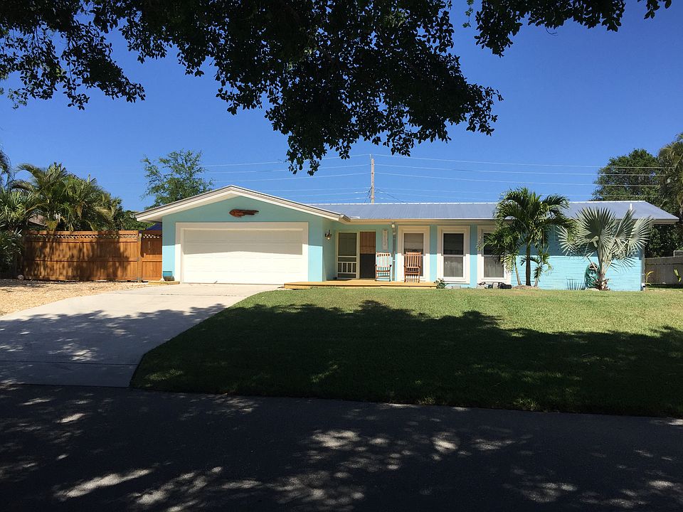 1st image of 212 River Dr
